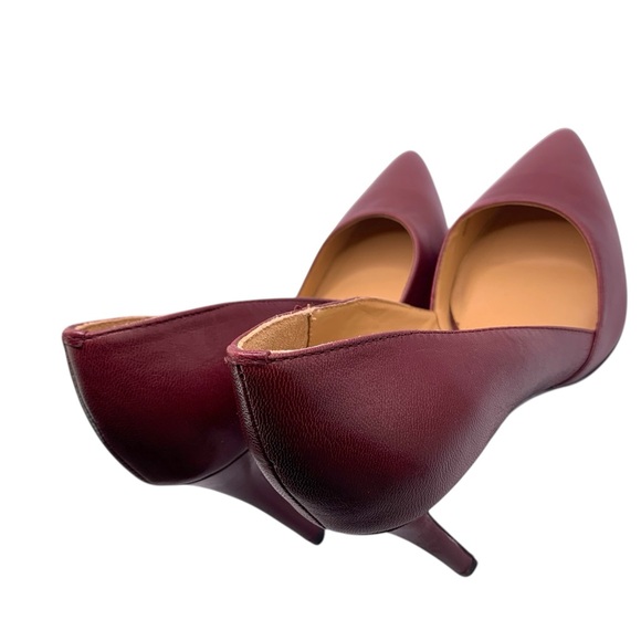 BANANA REPUBLIC Leather Heels - Picture 3 of 12